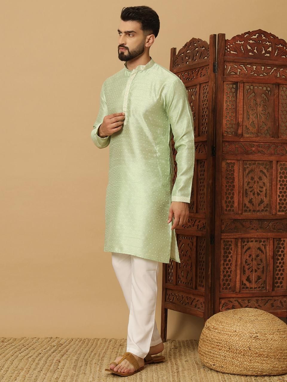 Kurtas